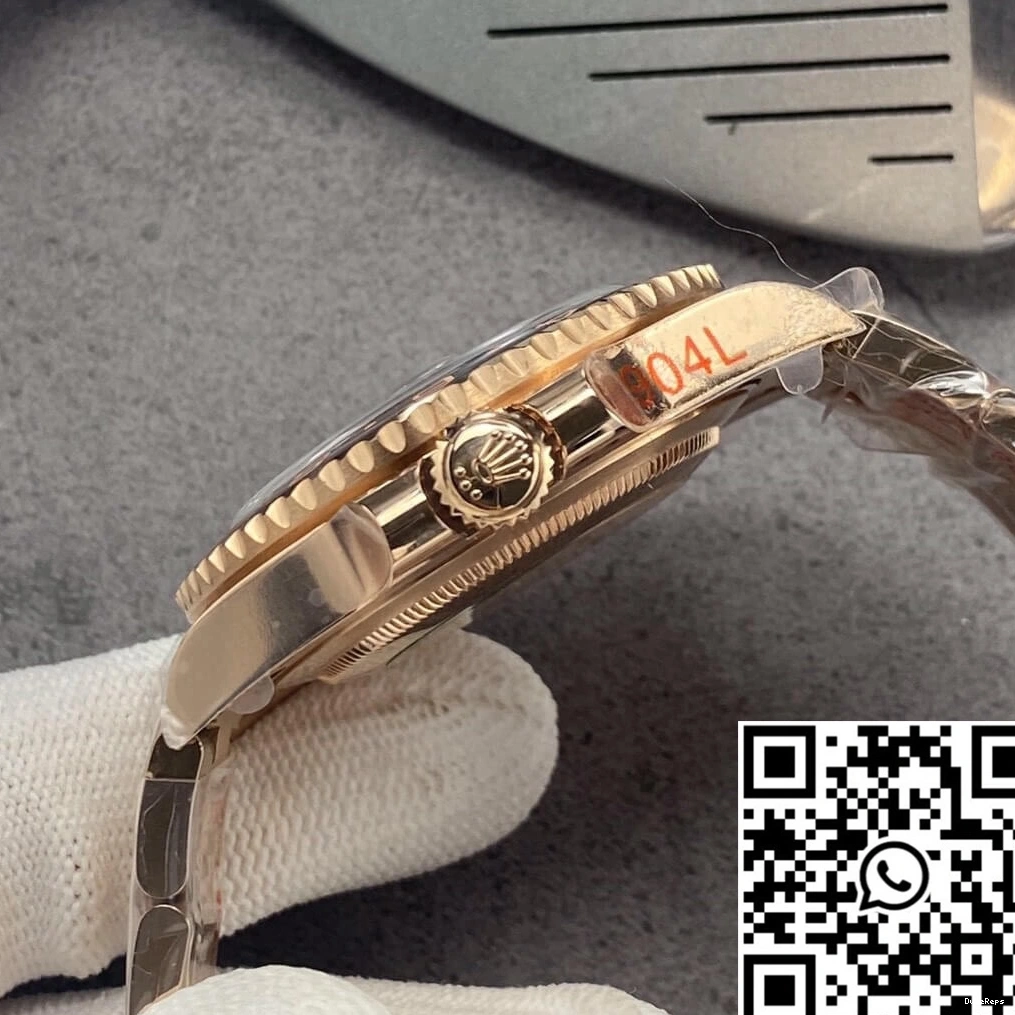 126715CHNR-0001 Dial GMT GM Gold Black Factory Master II Rose Rolex 1006